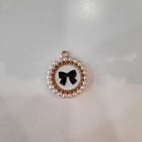  Jibbitz charms kim loại gắn dép cross 