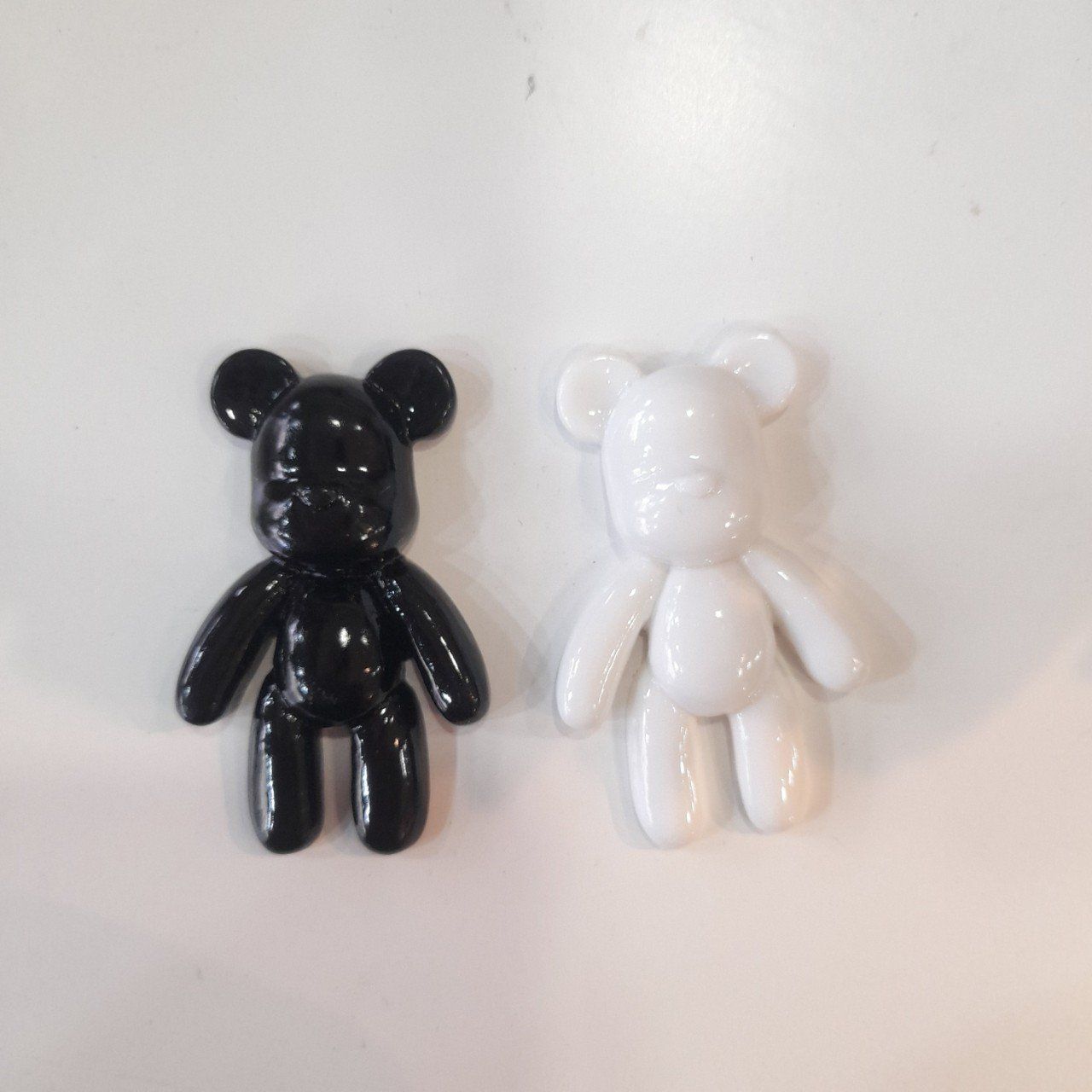  Jibbitz charms kim loại gắn dép cross 