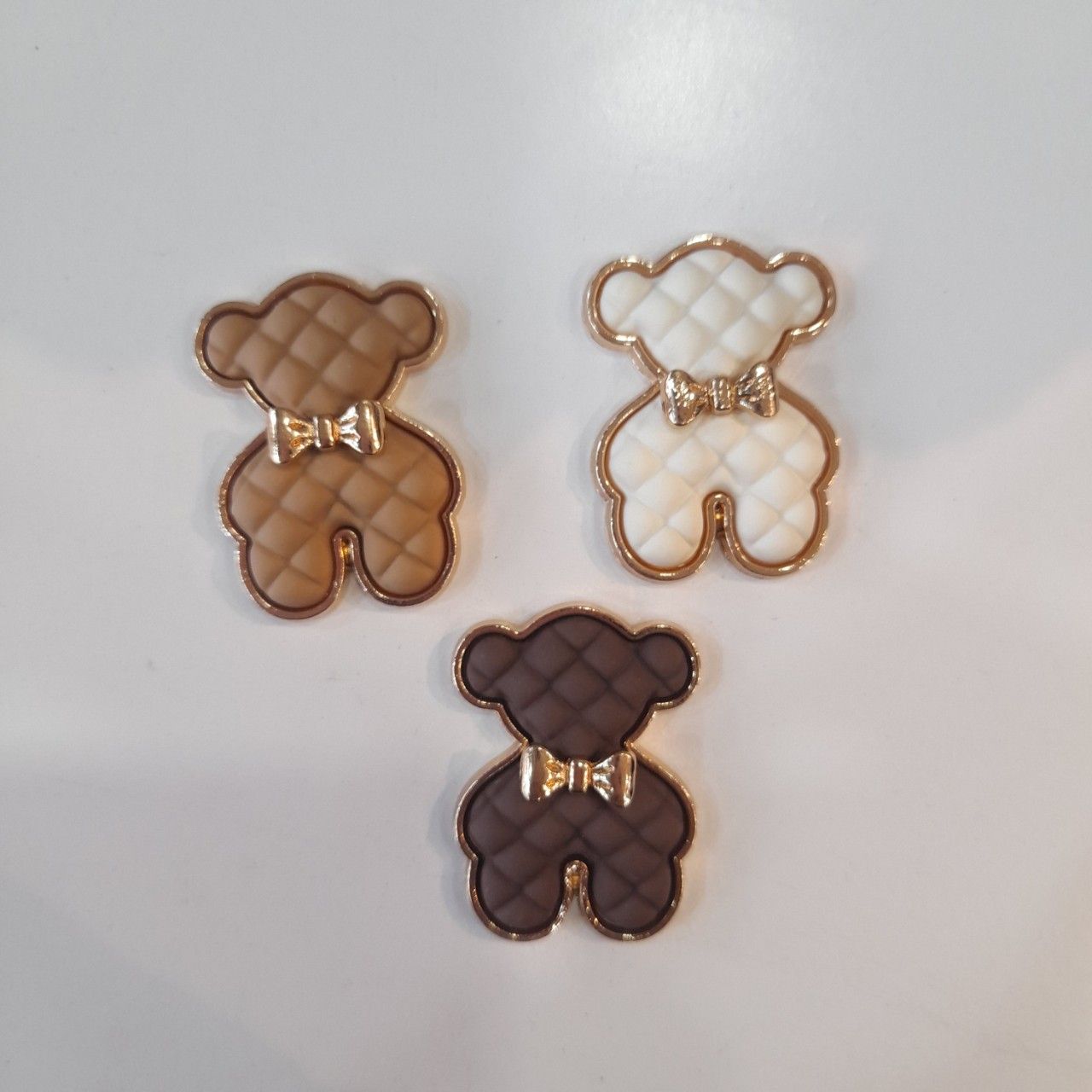  Jibbitz charms kim loại gắn dép cross 