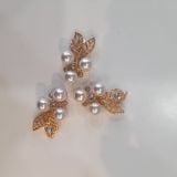  Jibbitz charms kim loại gắn dép cross 