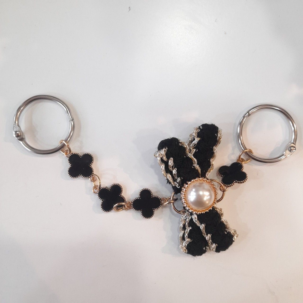  Jibbitz charms kim loại gắn dép cross 