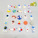  Jibbitz charms sticker 3D nhựa cứng phi hành gia, vũ trụ gắn trang trí dép sục cross 