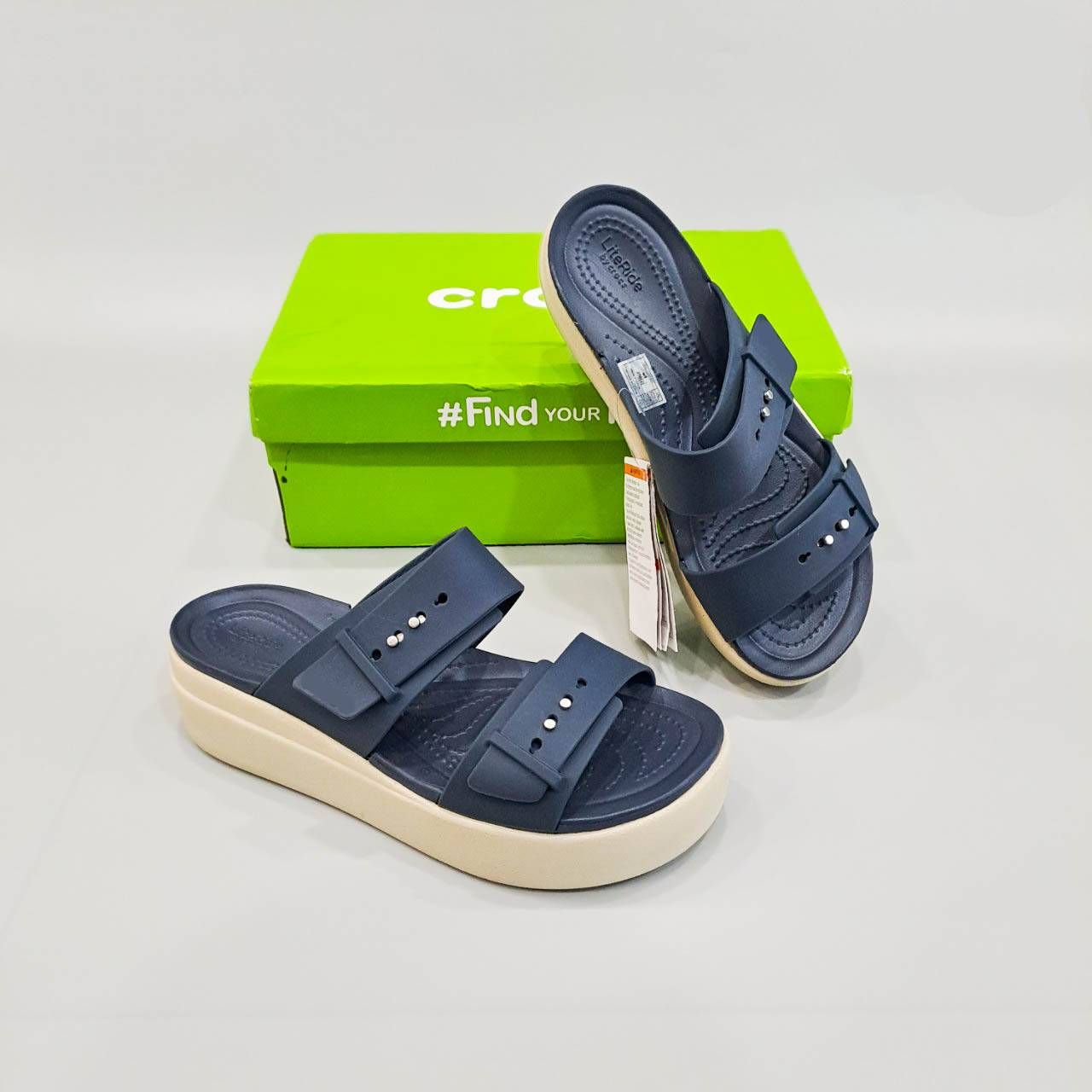  Dép quai ngang đế bánh mỳ Dinas brooklyn mid wedge cài khuy nữ 