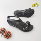  Sandal cross serena đen hoa nhựa nữ chính hãng 
