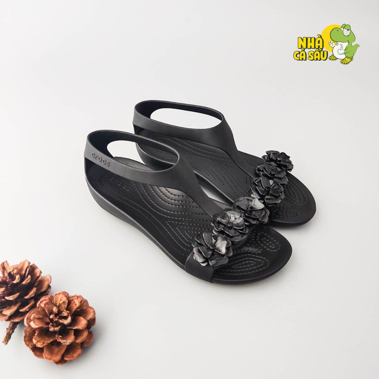  Sandal cross serena đen hoa nhựa nữ chính hãng 