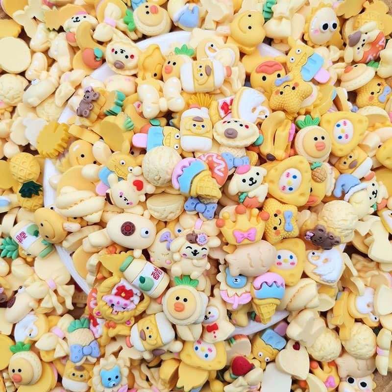  Jibbitz charms 3D nhỏ nhựa cứng theo tone màu gắn dép 
