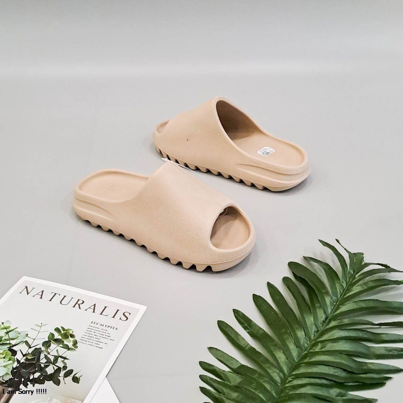  Dép quai ngang adidas yeezy nam nữ đúc nguyên khối 