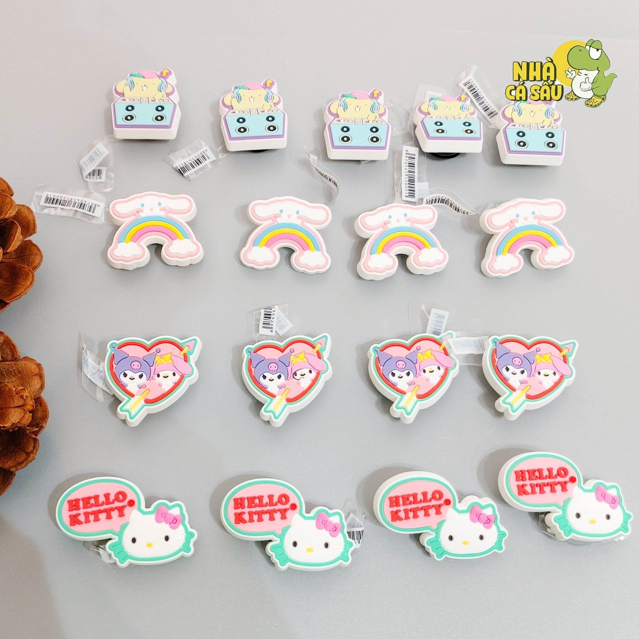  Jibbitz charms 3D xịn nhiều mẫu gắn dép sục 