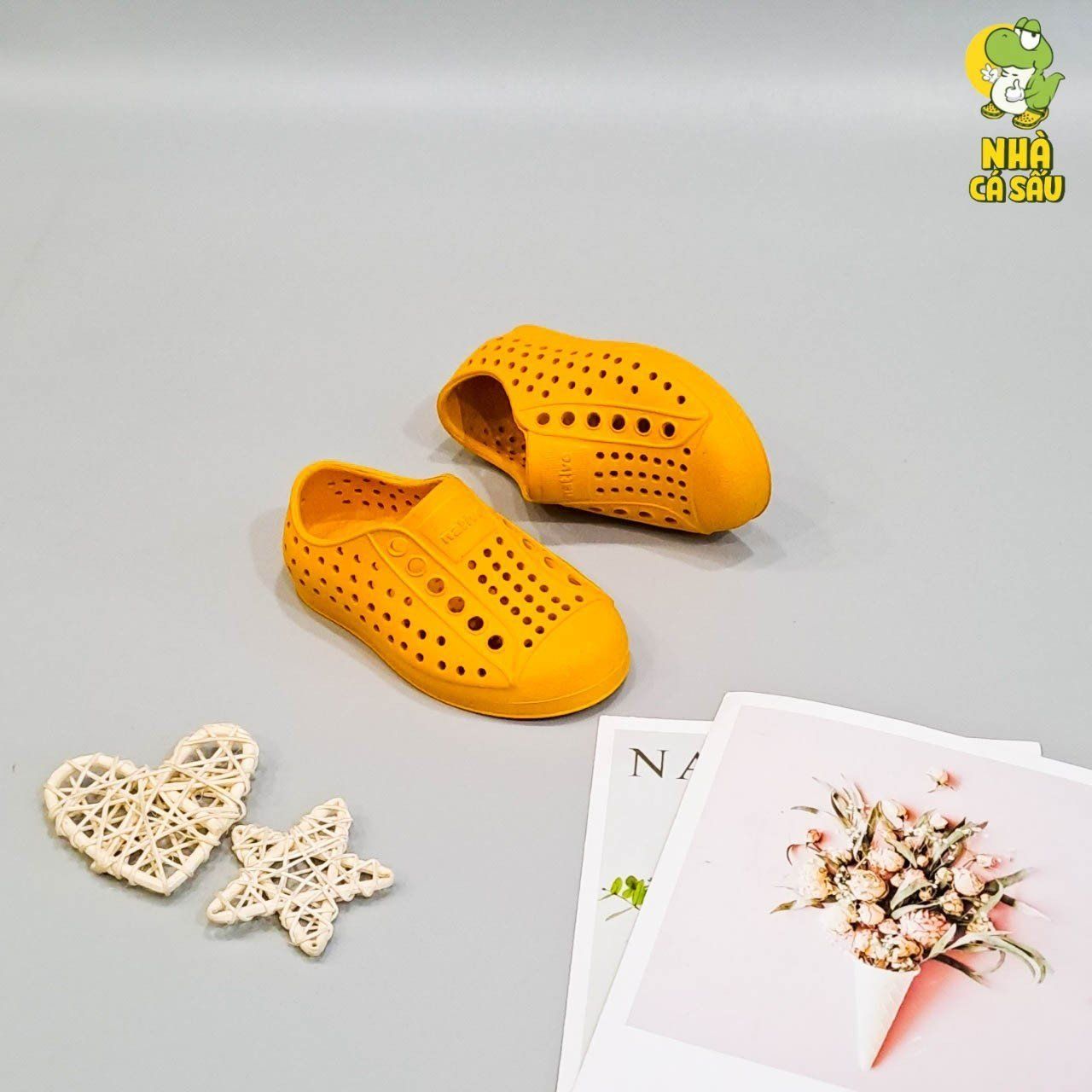  Giày Dinas native trẻ em chính hãng 