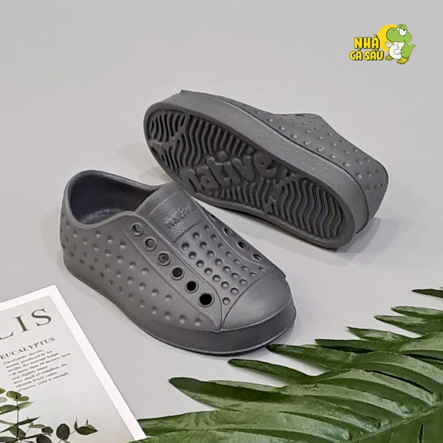  Giày Dinas native trẻ em chính hãng 
