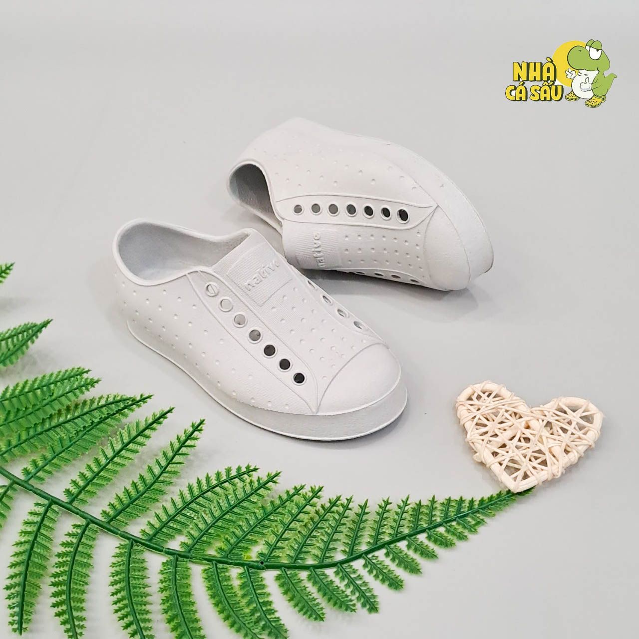  Giày Dinas native trẻ em chính hãng 