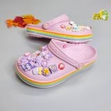  Dép sục crocband viền họa tiết trái tim, cầu vồng trẻ em người lớn chính hãng 