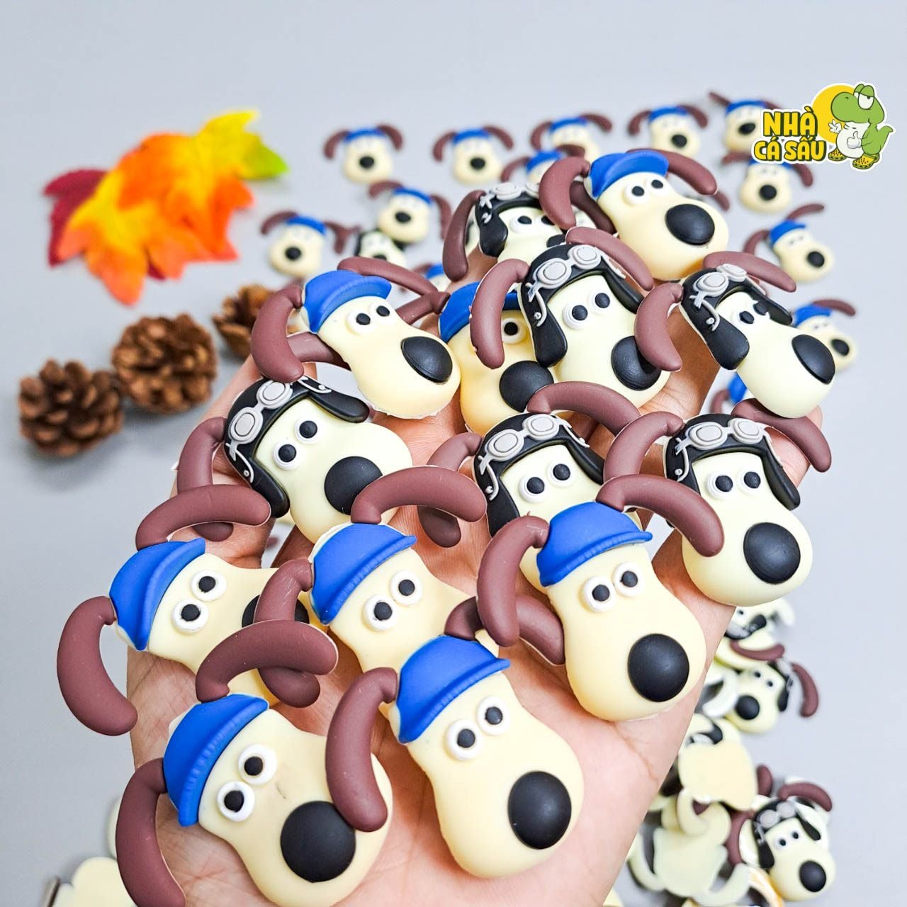  Jibbitz charms 3D xịn hình chó thuyền trưởng gắn dép 