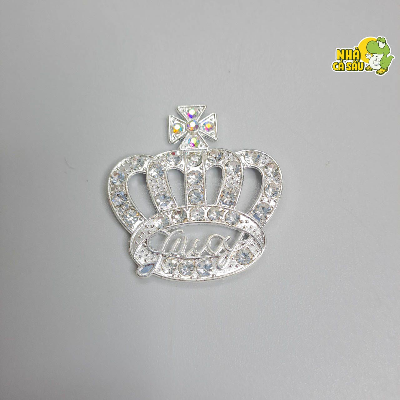  Jibbitz charms kim loại gắn dép cross 