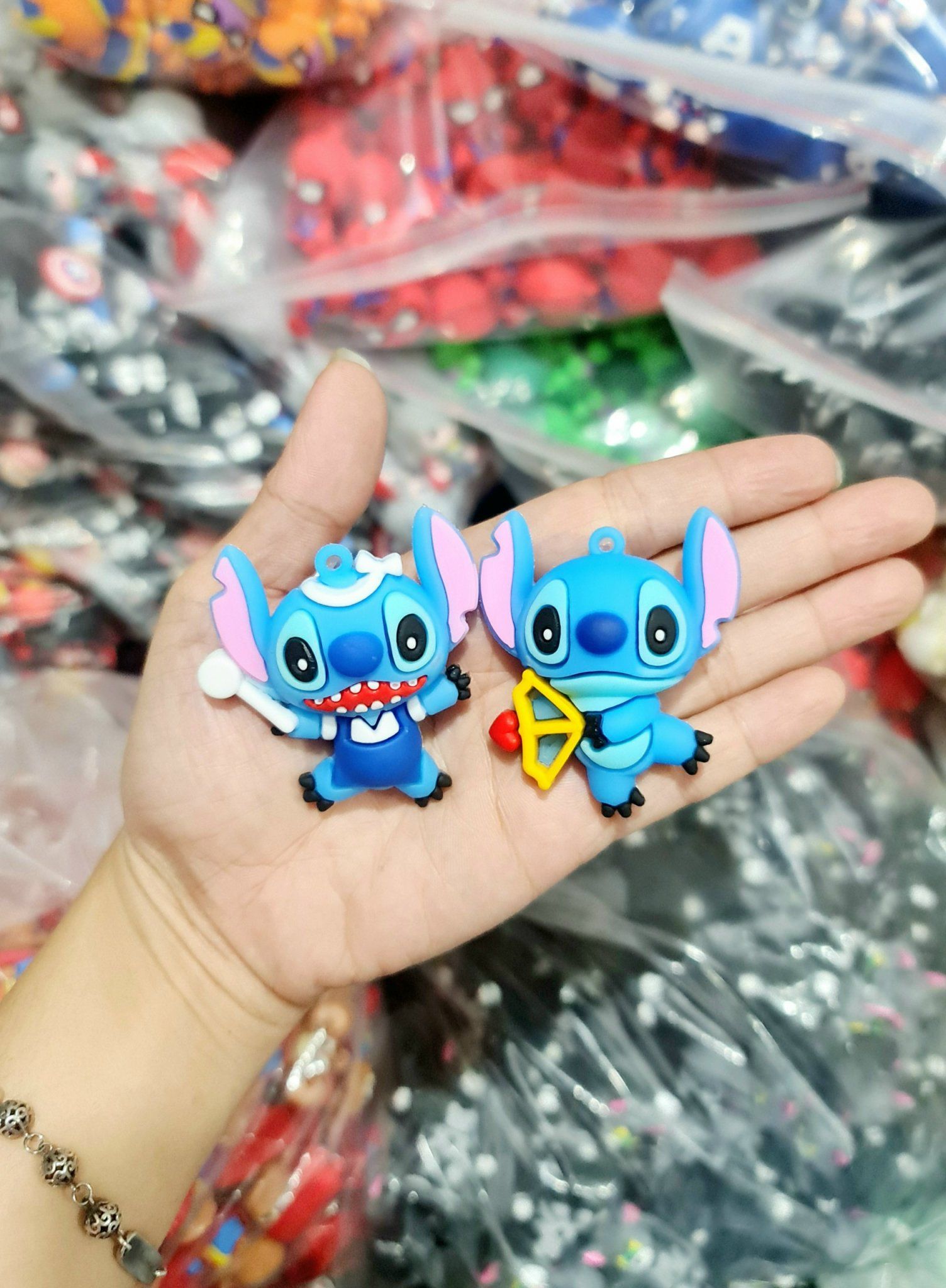  Jibbitz charms búp bê to gắn dép Dinas 