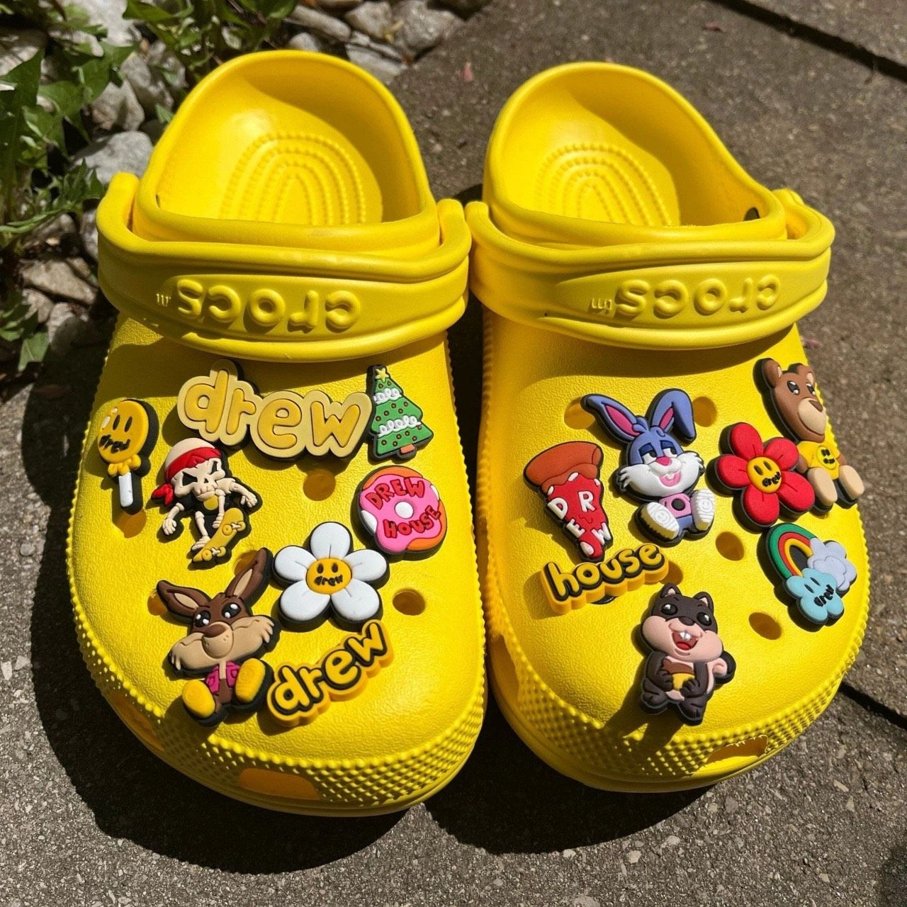  Set jibbitz charms cross gắn dép Drew House 