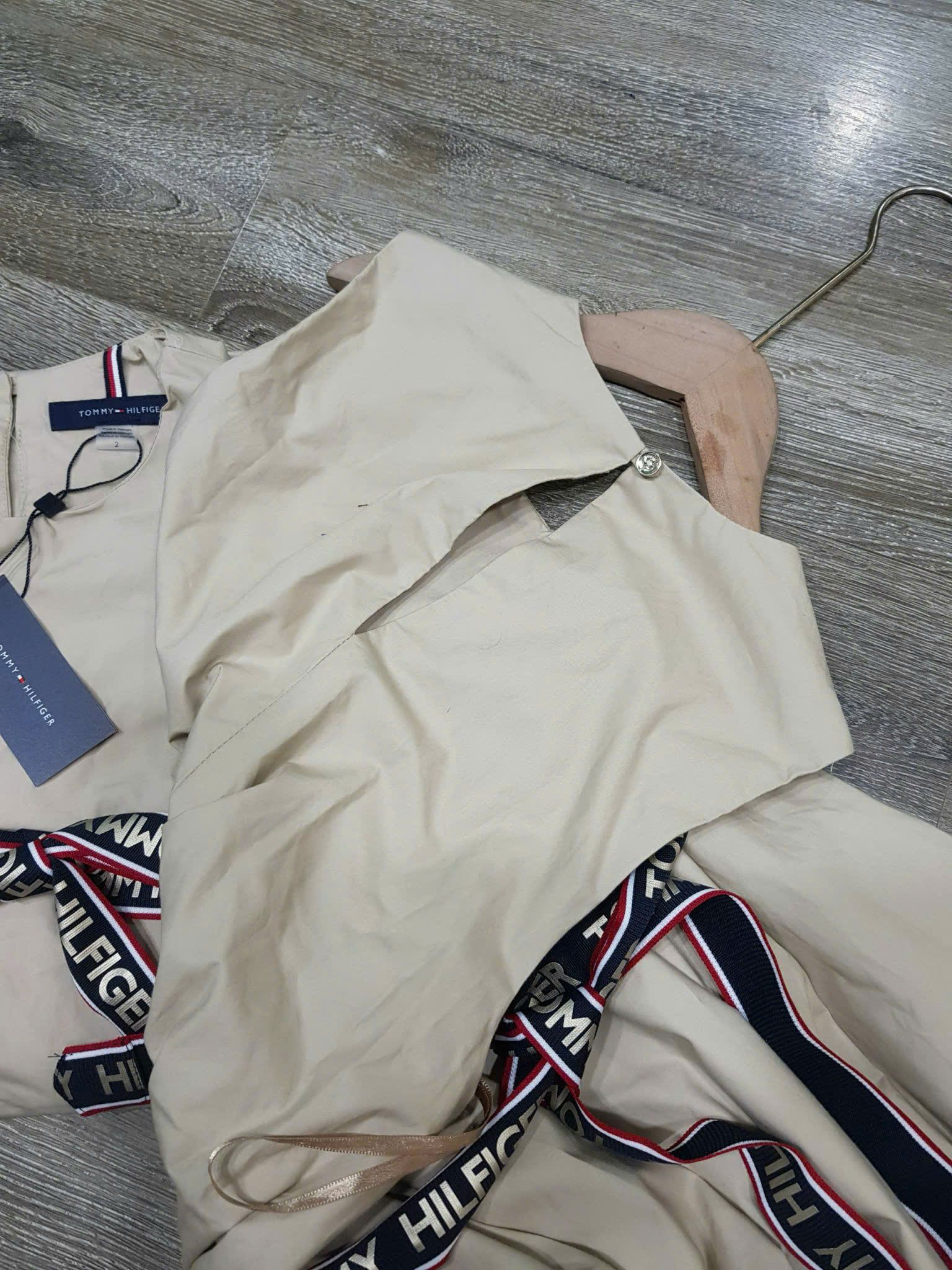  Đầm TOMMY nữ hàng xịn kèm thắc lưng 