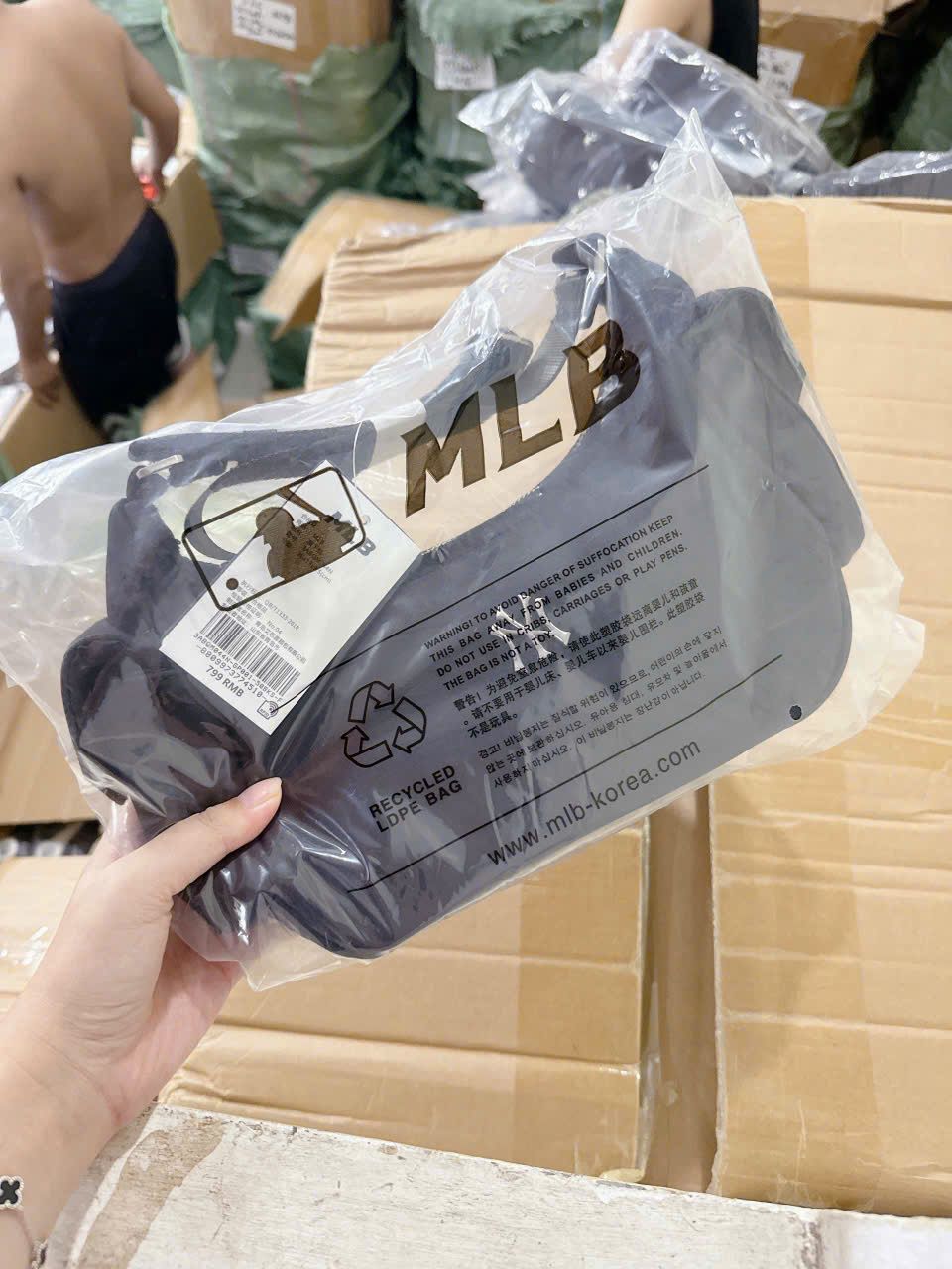  Túi ML.B kẹp nách hai túi mẫu mới 
