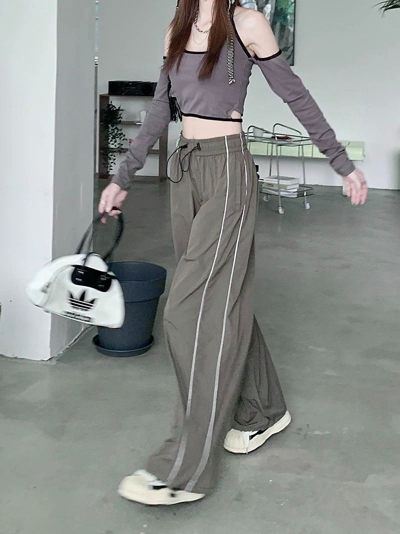  Quần jogger nữ dù ống rộng phối line 