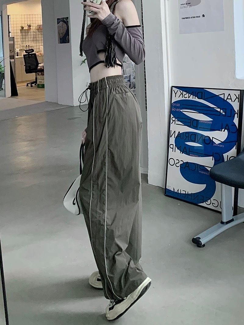  Quần jogger nữ dù ống rộng phối line 
