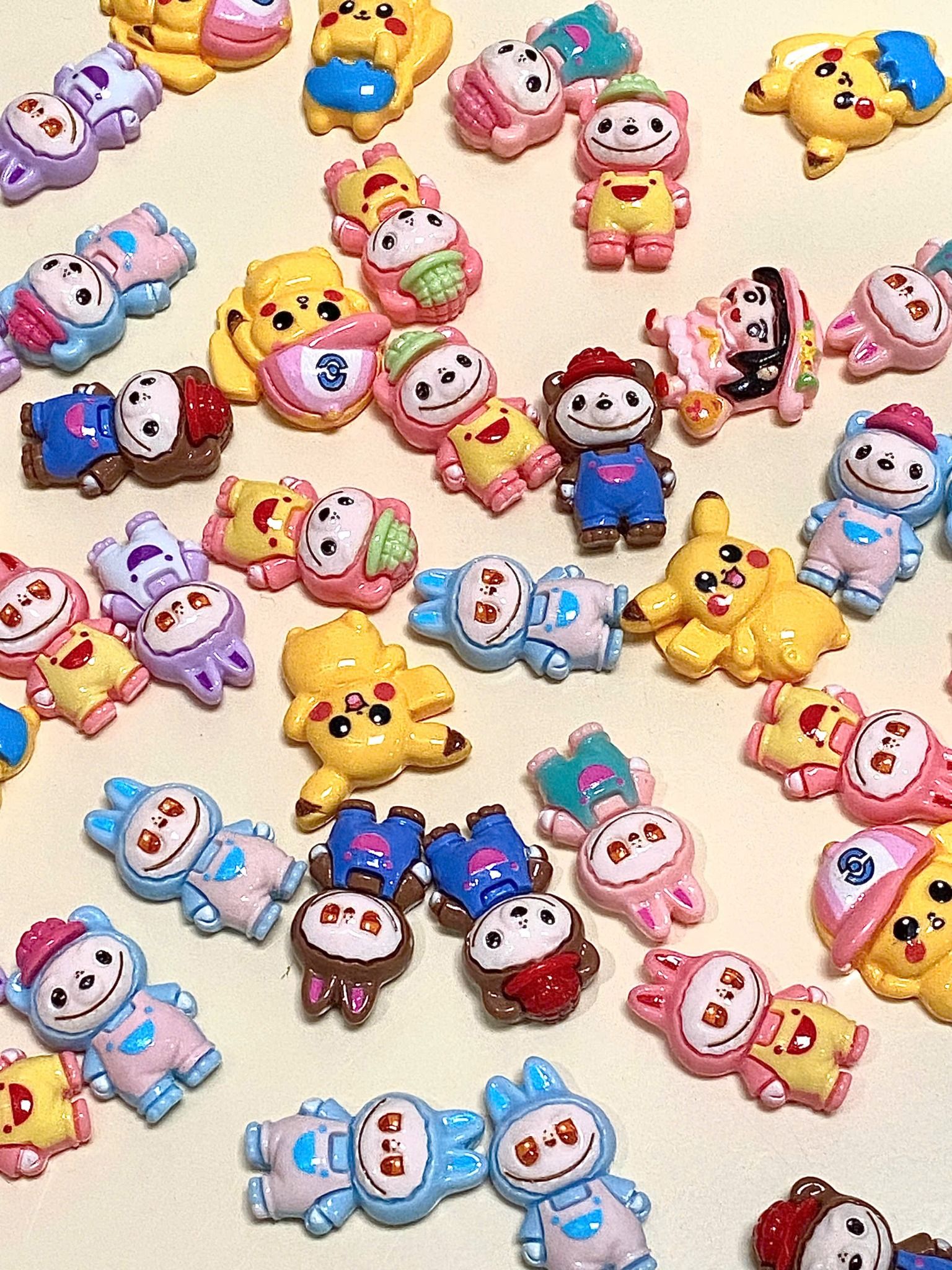  jibbitz 3D đá cứng size vừa gắn dép Dinas 