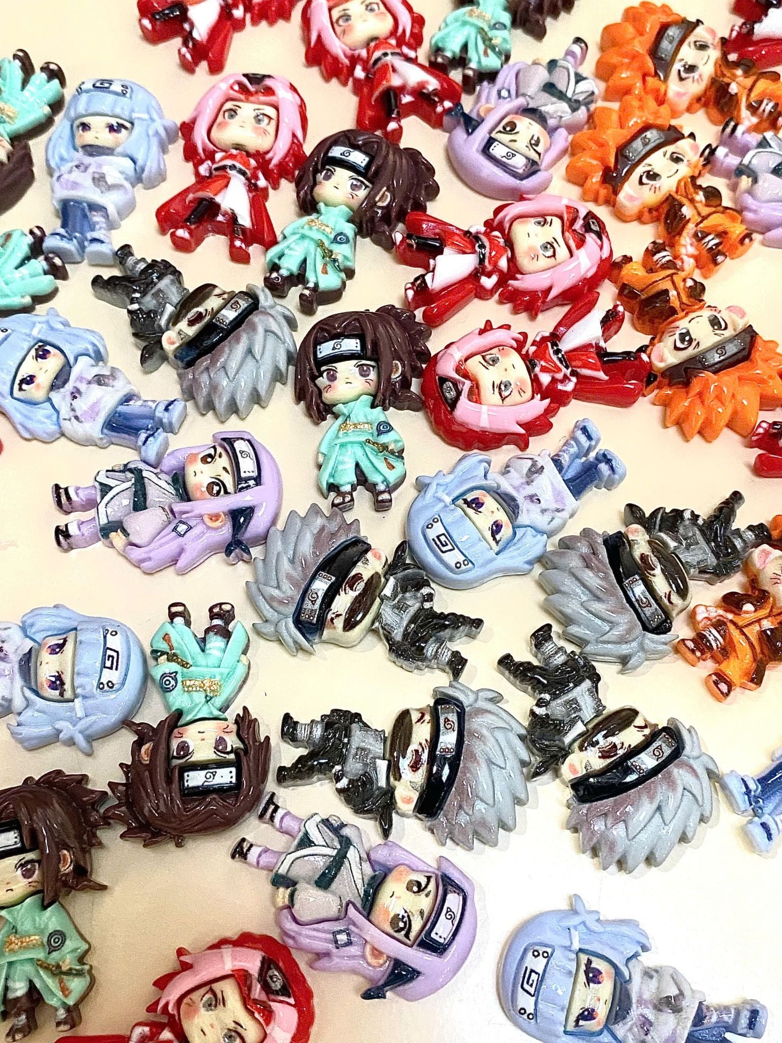  jibbitz 3D đá cứng size vừa gắn dép Dinas 