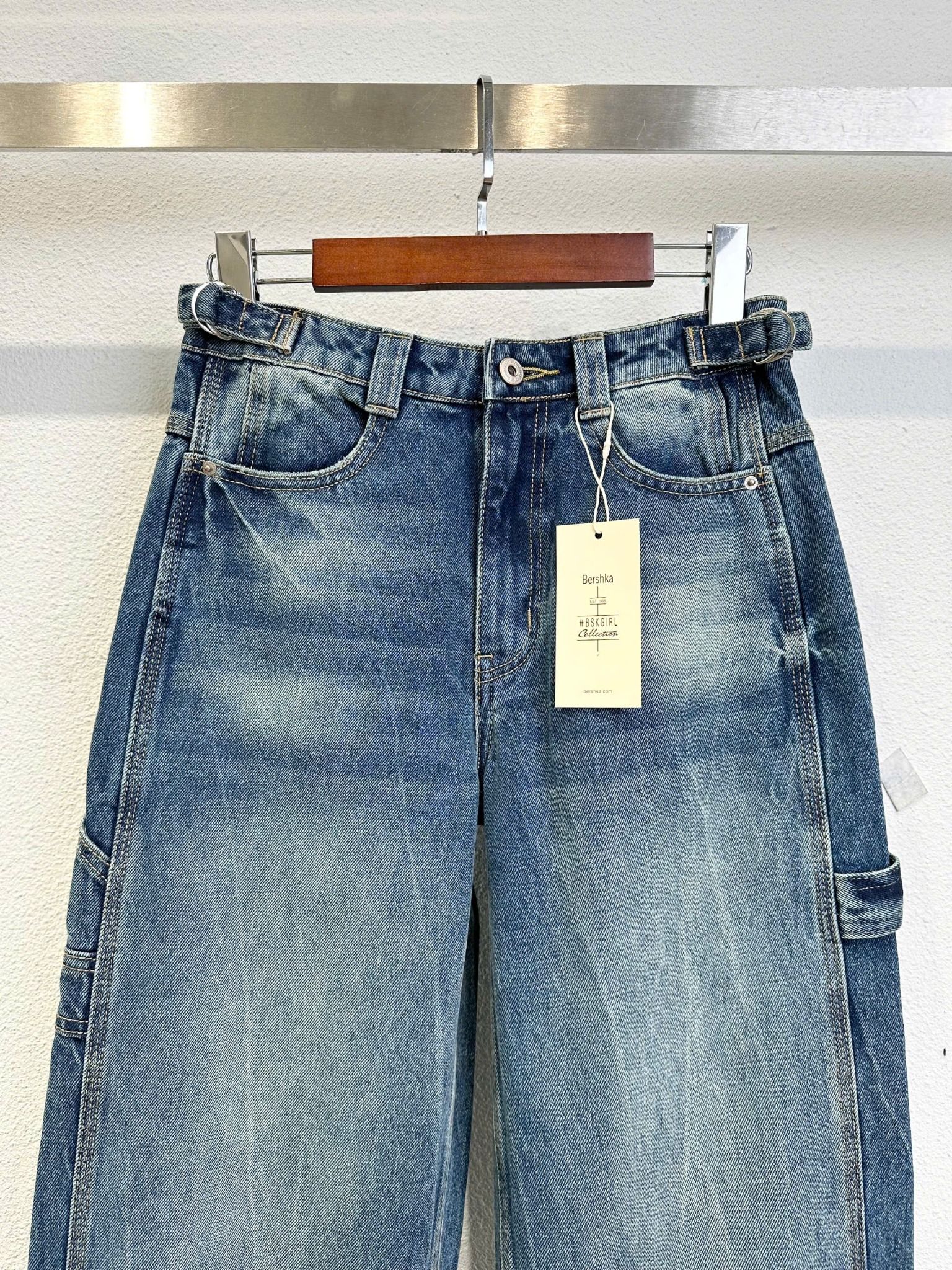  Quần Bershka ballon cargo jeans 