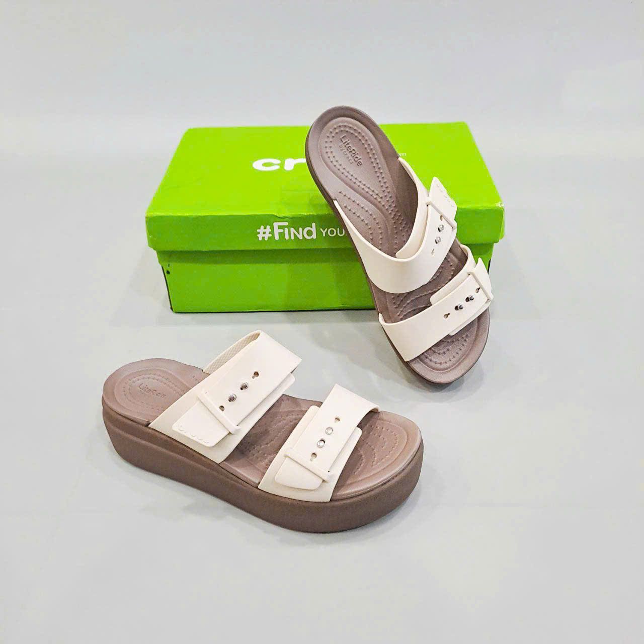  Dép quai ngang đế bánh mỳ Dinas brooklyn mid wedge cài khuy nữ 