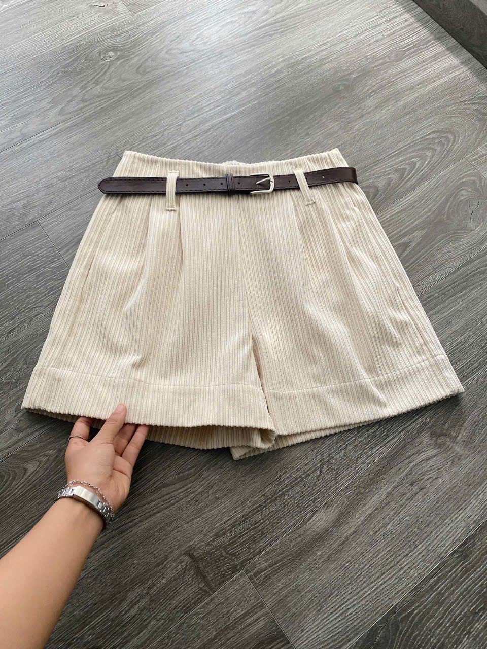  Quần short ZA.RA kèm belt 
