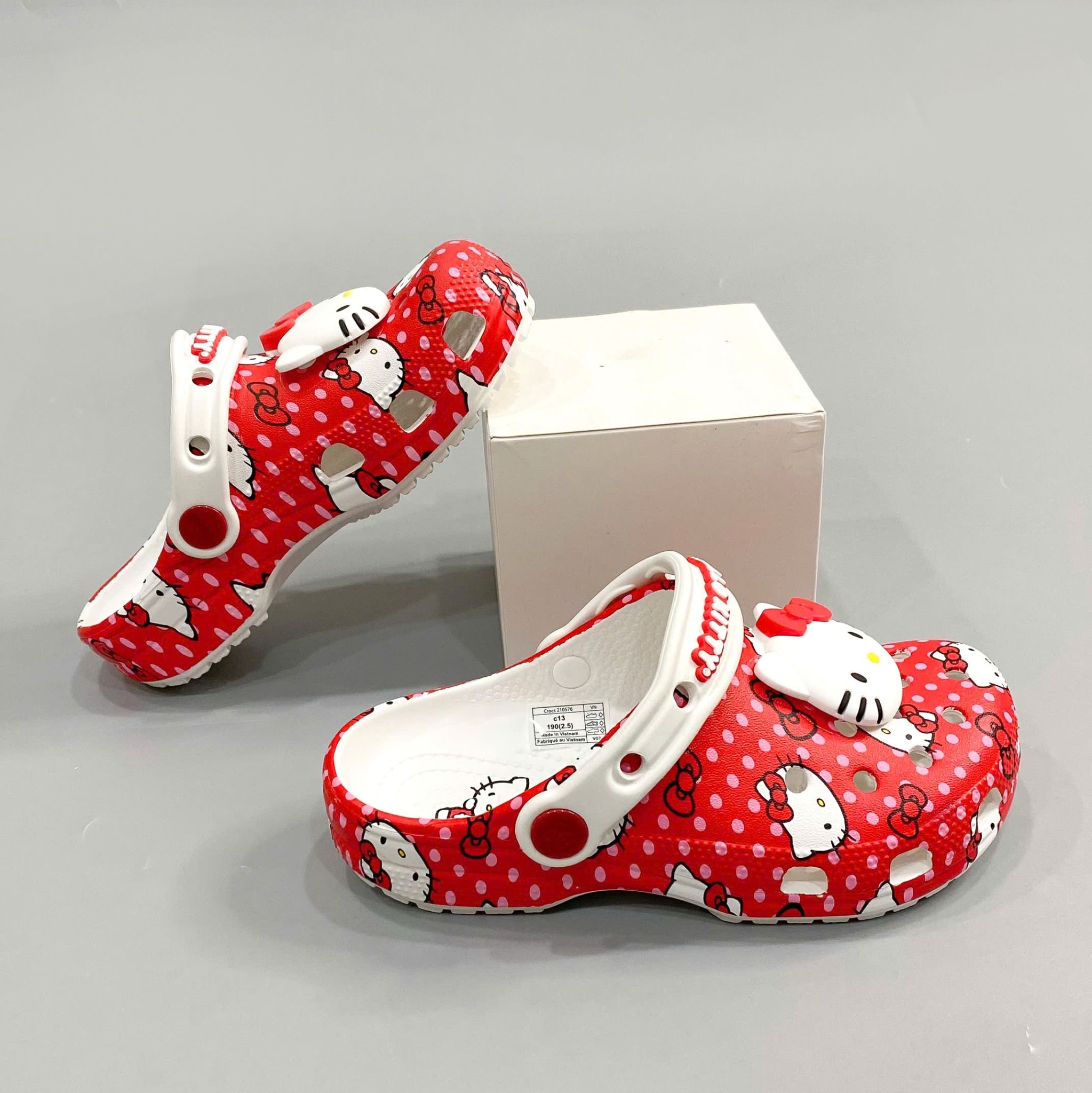  Dép sục cross classic Hello Kitty đỏ trẻ em 