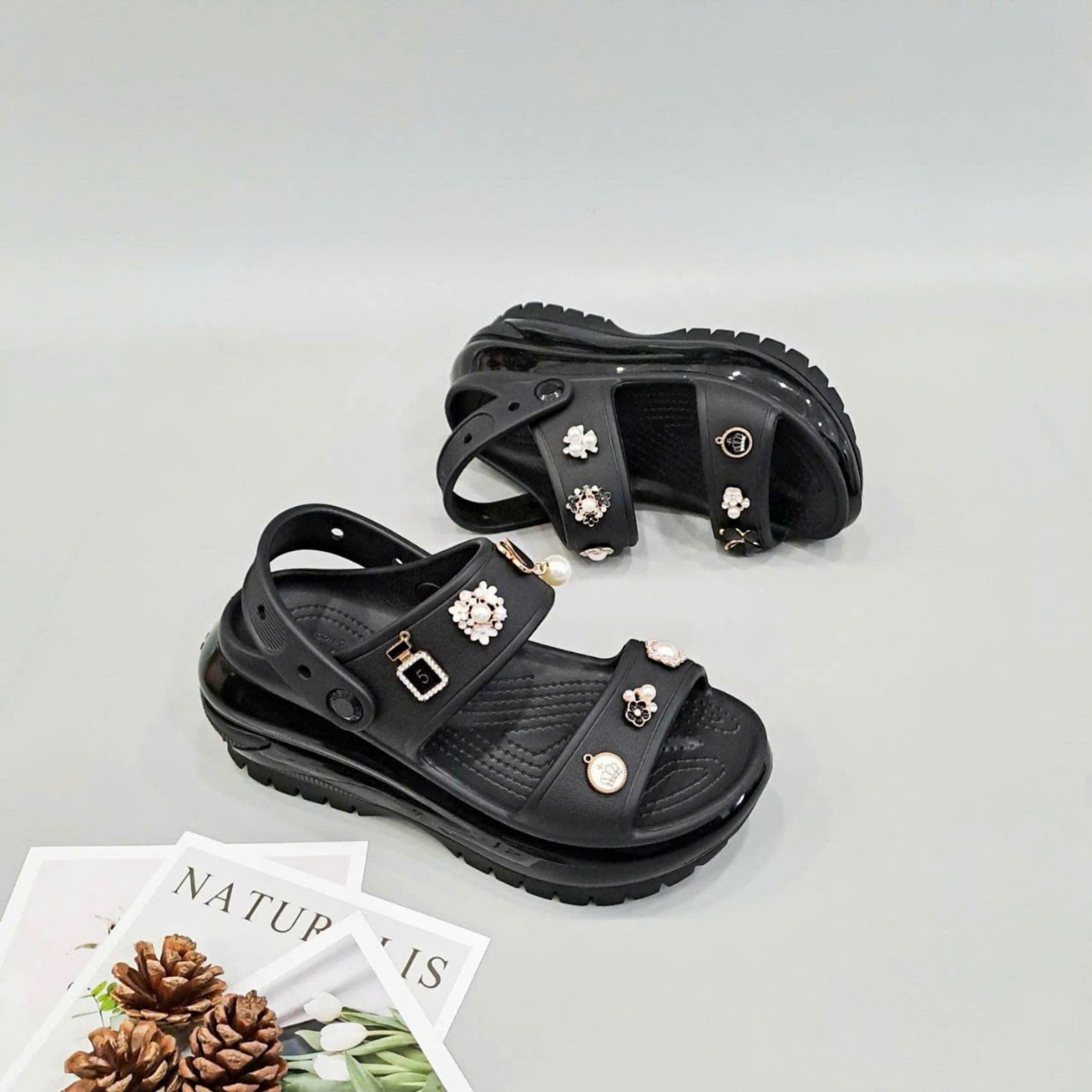  Sandal Dinas classic mega crush nữ 