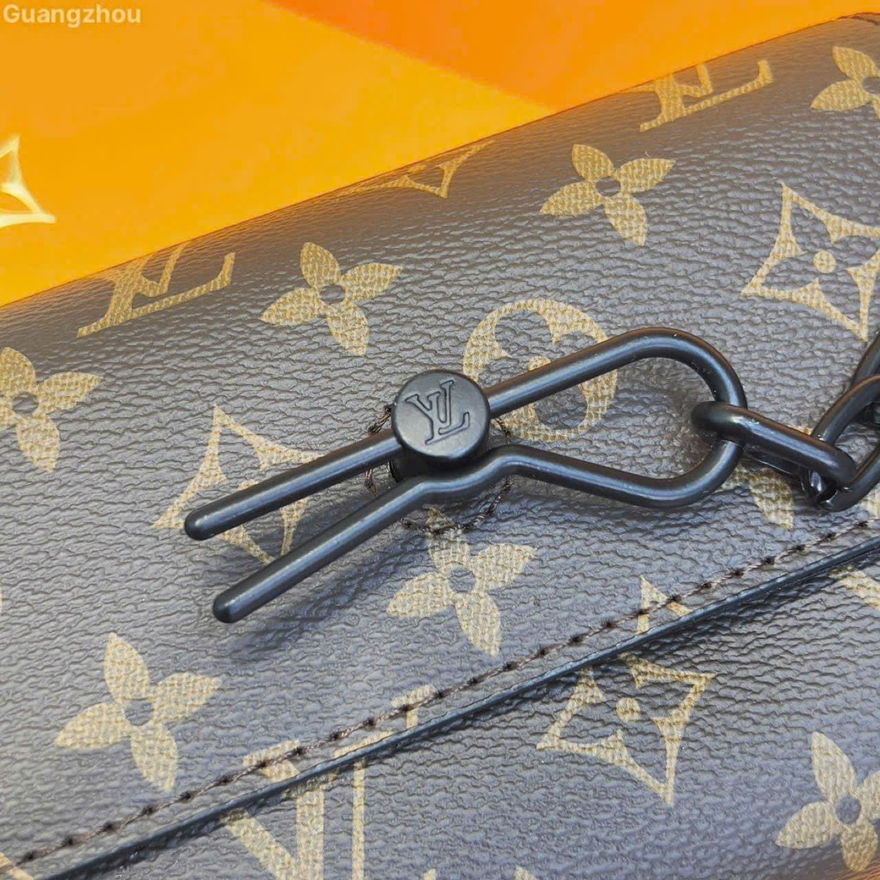  Túi L.v Steamer Bag 