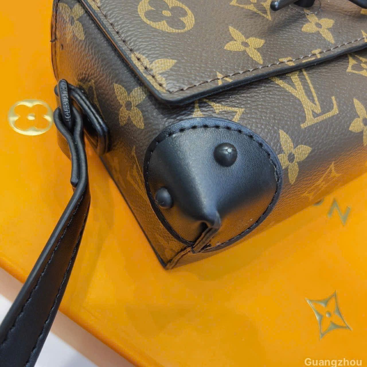  Túi L.v Steamer Bag 