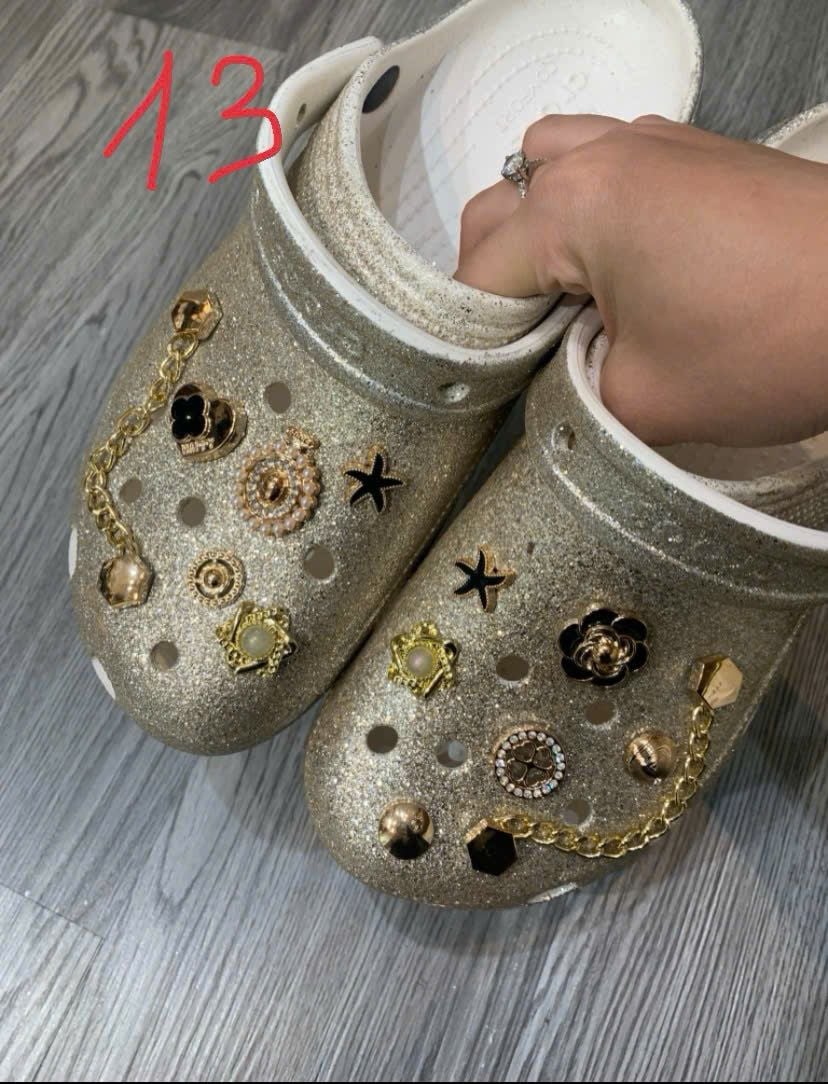  Set Jibbitz charms dây xích giả kim gắn trang trí dép Dinas 