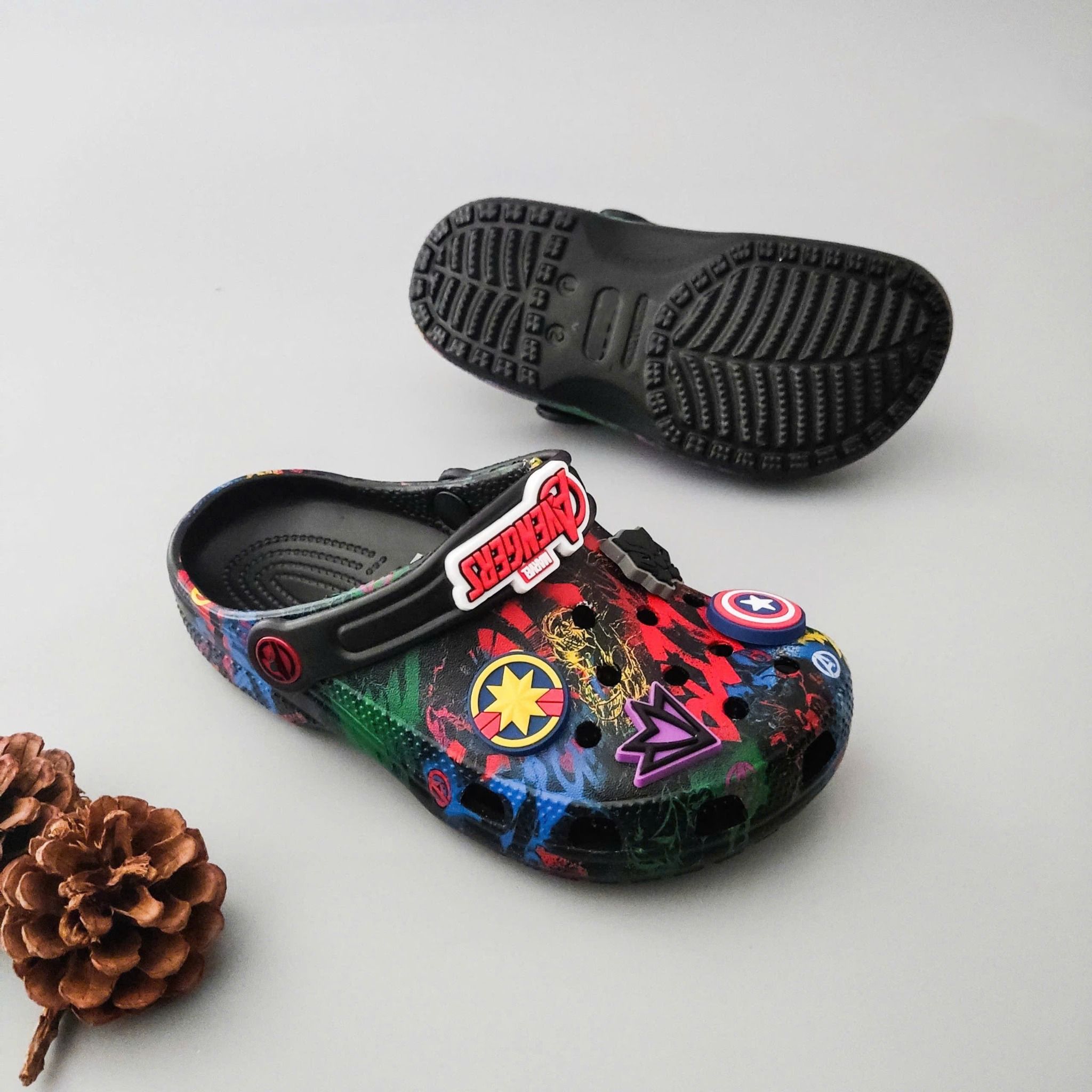  Dép sục Dinas marvel avengers funlab-black trẻ em 