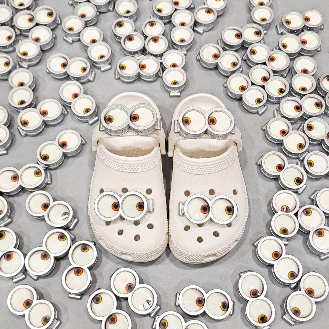  Jibbitz cặp mắt kính minion 3d gắn trang trí dép 