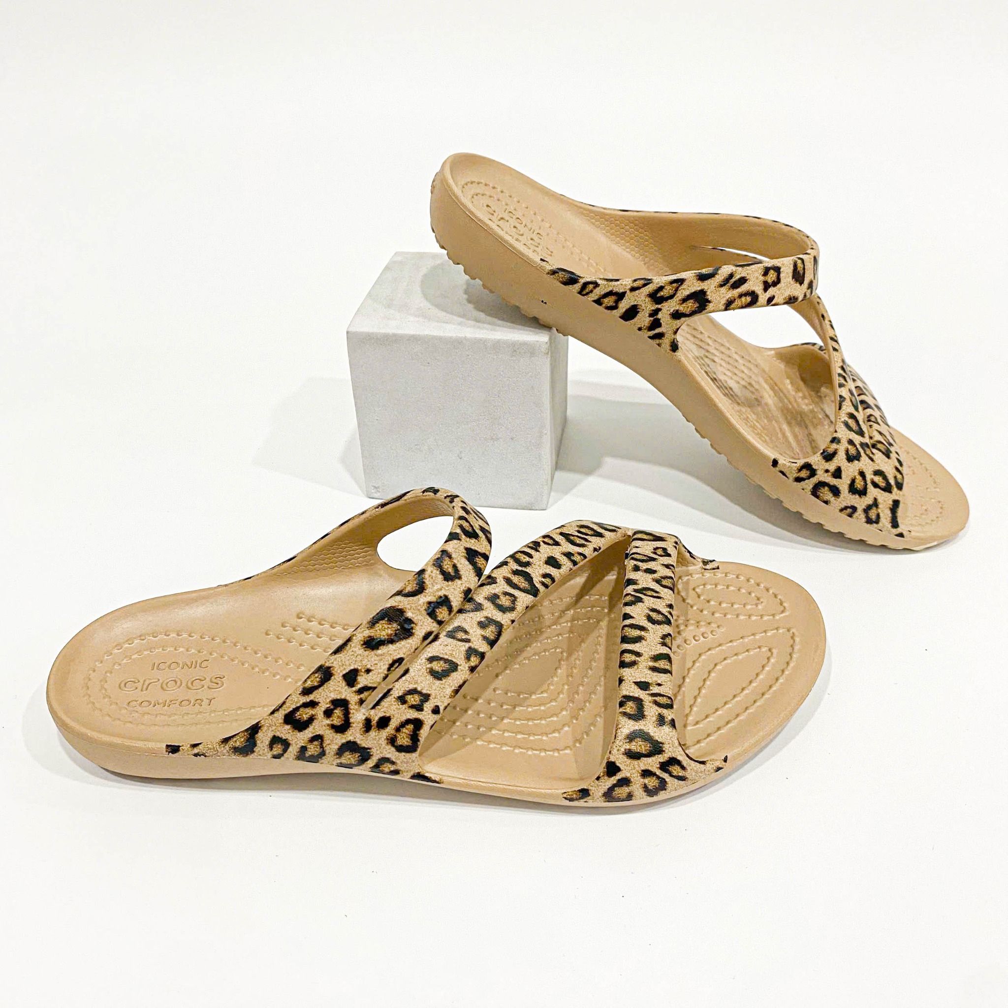  Dép quai ngang Dinas kadee ii họa tiết nữ chính hãng 