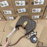  Túi LV Mickey Dáng Bầu Kẹp Nách 