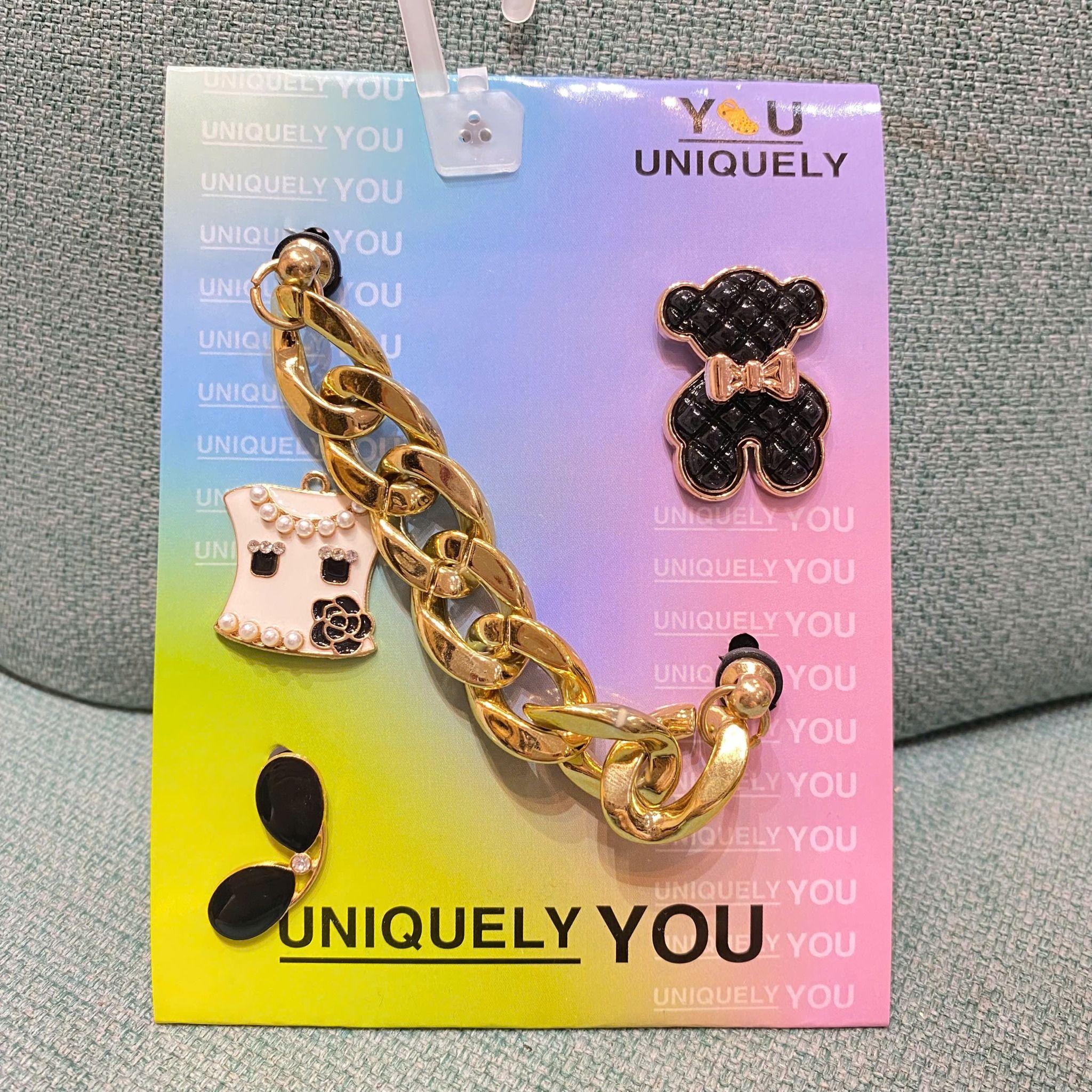  Set charm jibbitz kim loại ngẫu nhiên trang trí gắn dép Dinas 