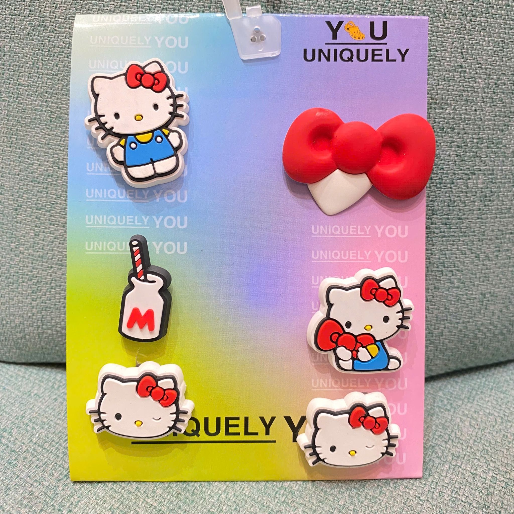  Set charm, jibbitz, sticker trang trí gắn dép cross cao cấp 