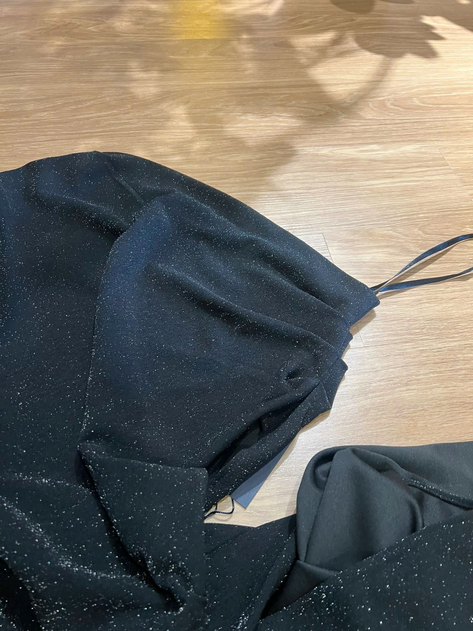  Đầm tiệc midi Tommy.H kim tuyến dáng dài 