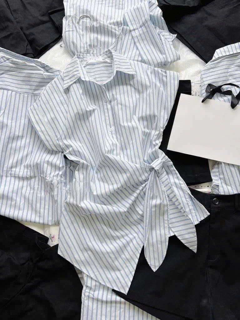  Sơ mi tay ngắn buộc lệch kẻ thô 