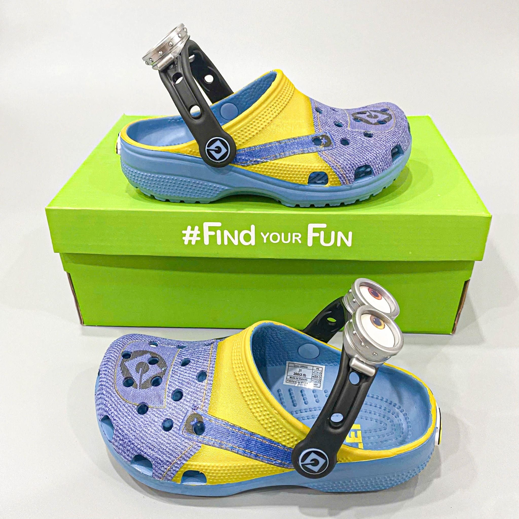  Dép sục Dinas classic minion Despicable Me Clog trẻ em 