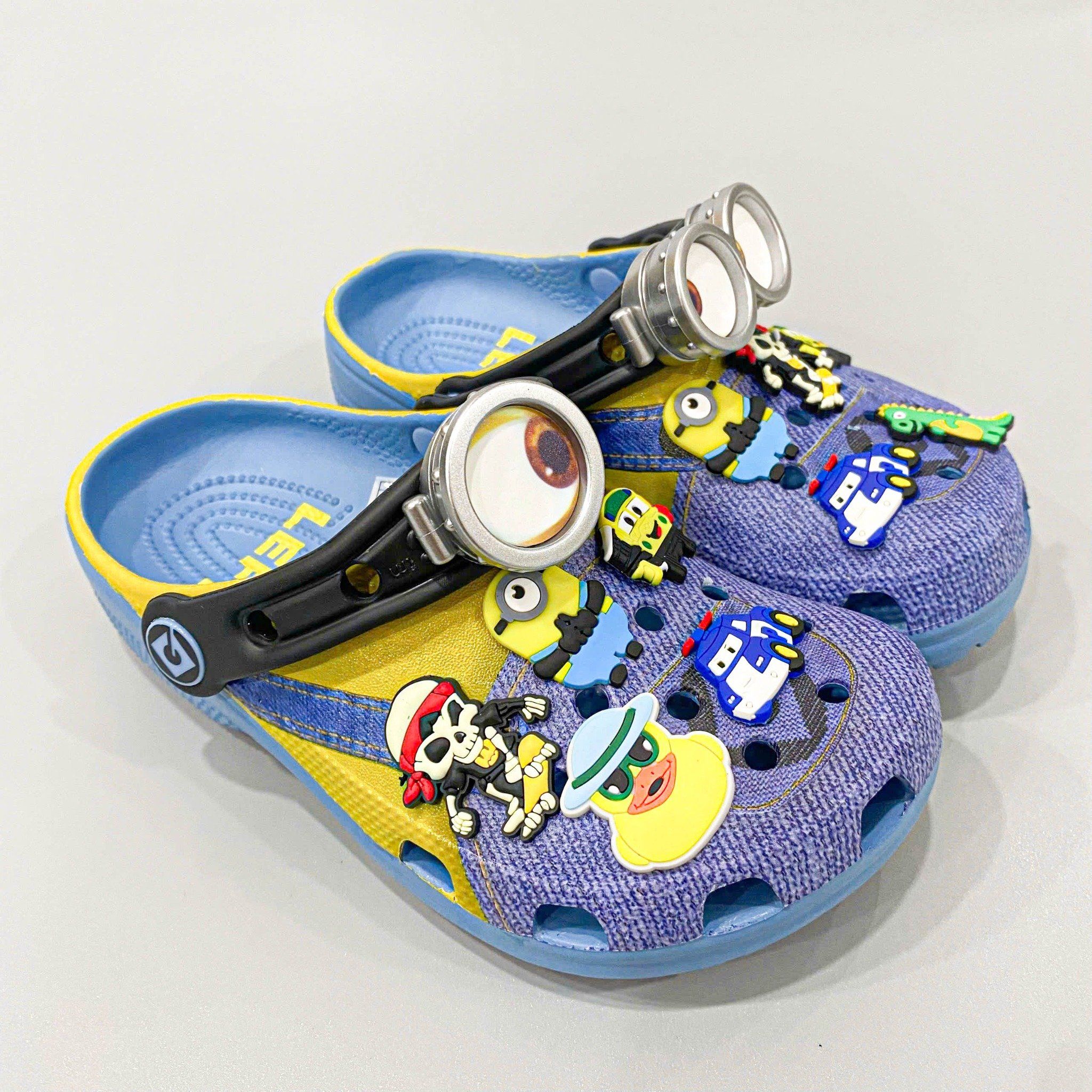  Dép sục Dinas classic minion Despicable Me Clog trẻ em 