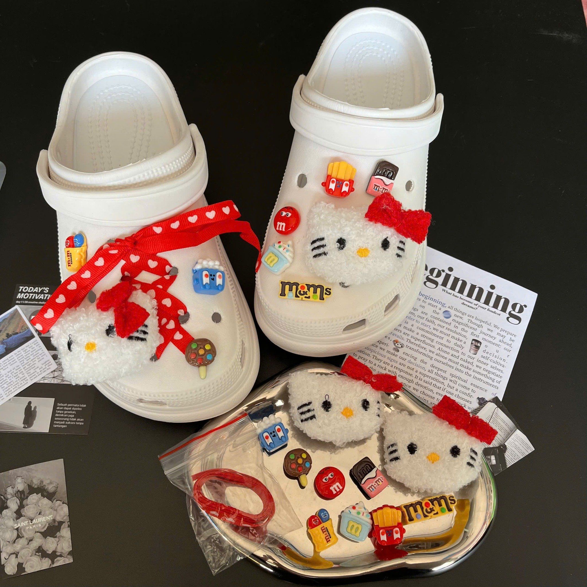  Set charm jibbitz cute nhí nhảnh đa dạng gắn dép 