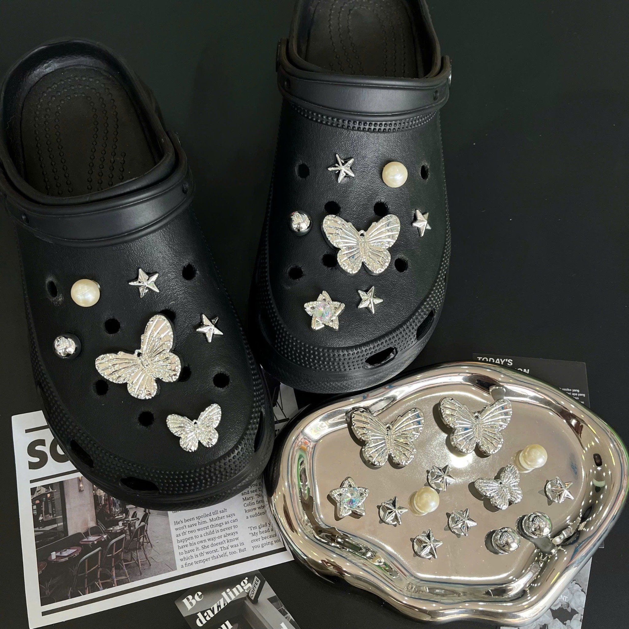  Set charm jibbitz cute nhí nhảnh đa dạng gắn dép 