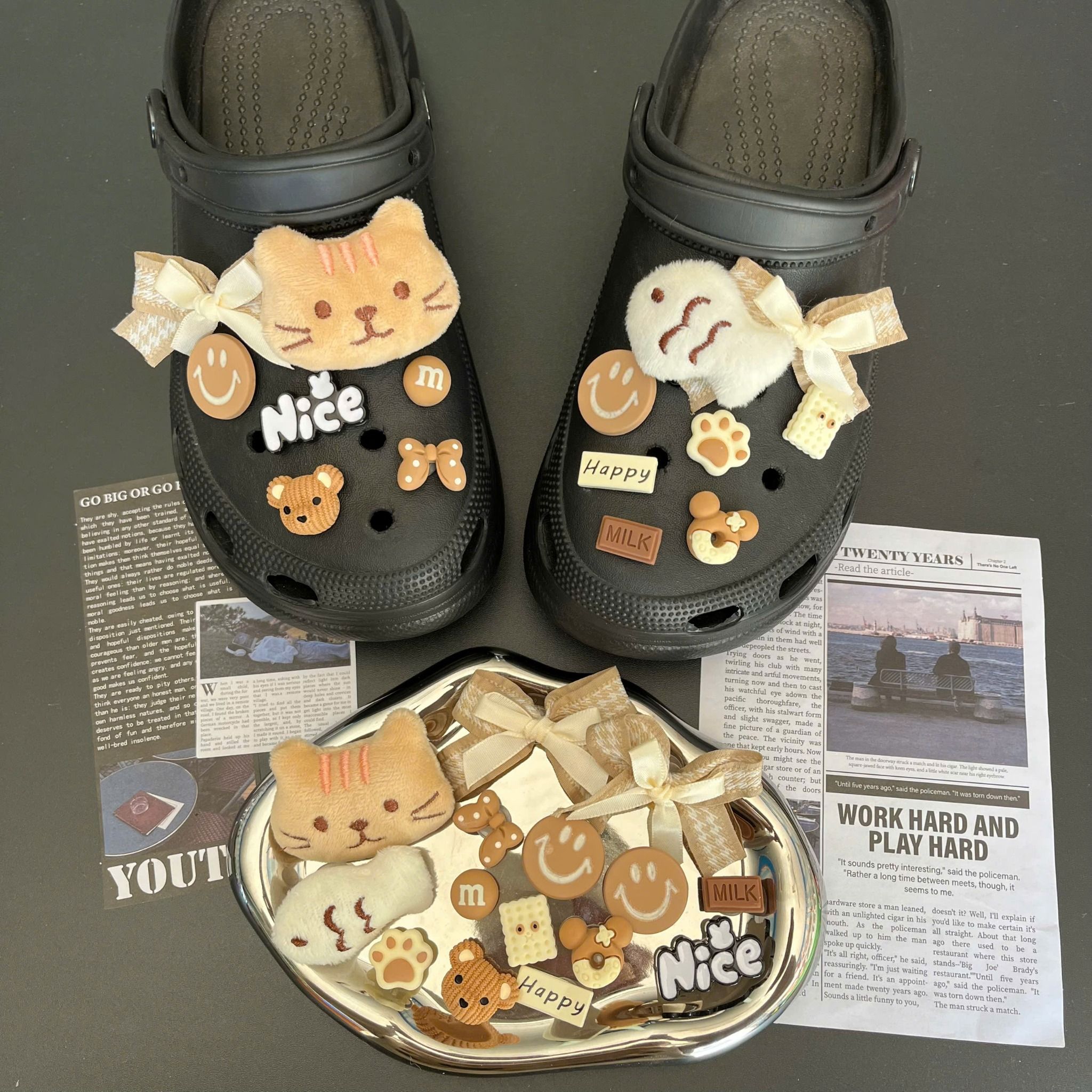  Set charm jibbitz cute nhí nhảnh đa dạng gắn dép 