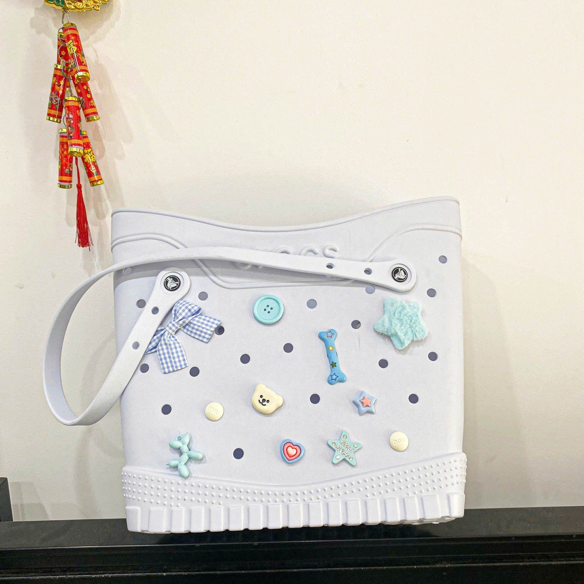  Túi cross classic tote chính hãng size to 