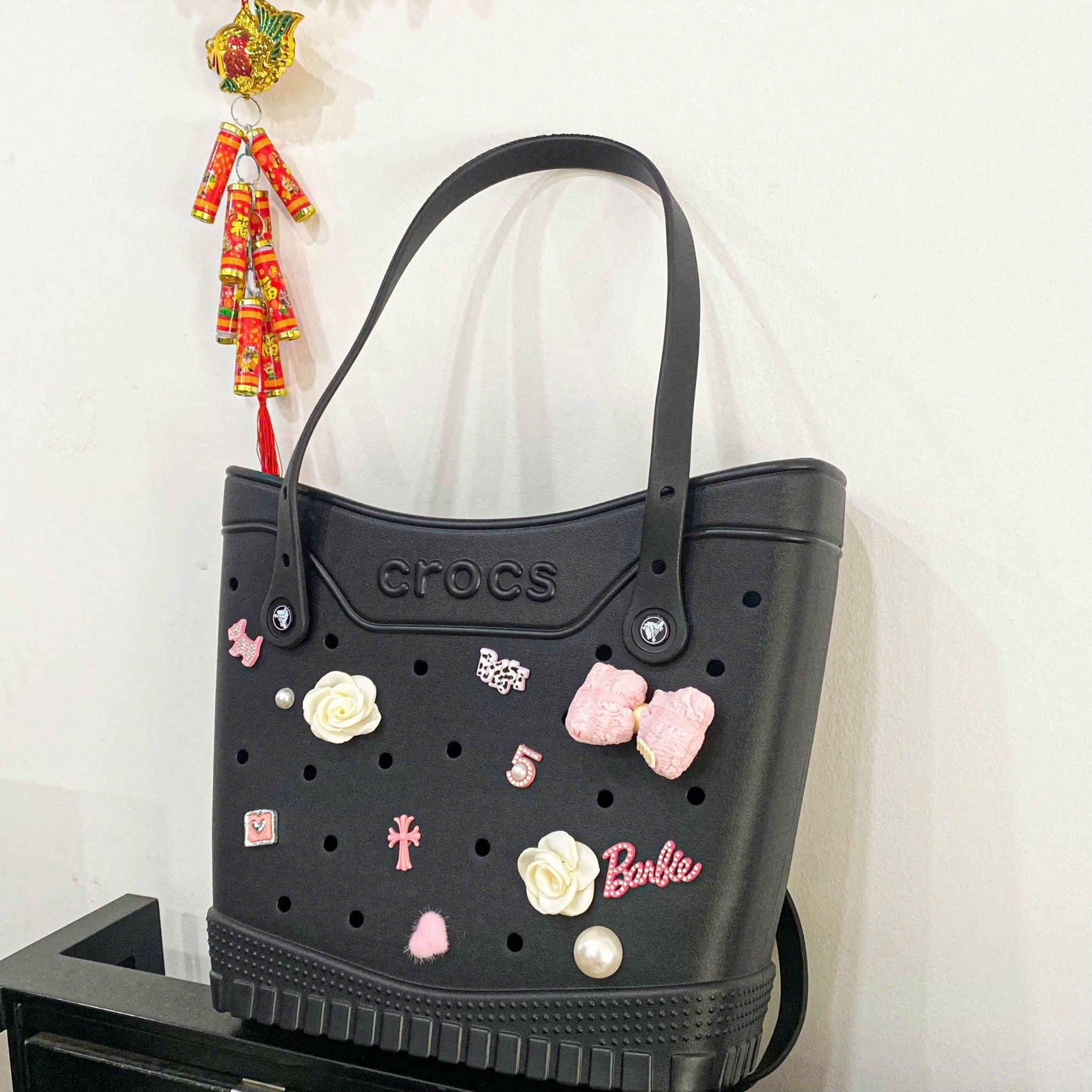  Túi cross classic tote chính hãng size to 
