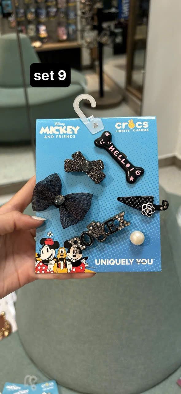  Set charm jibbitz kim loại ngẫu nhiên trang trí gắn dép Dinas 